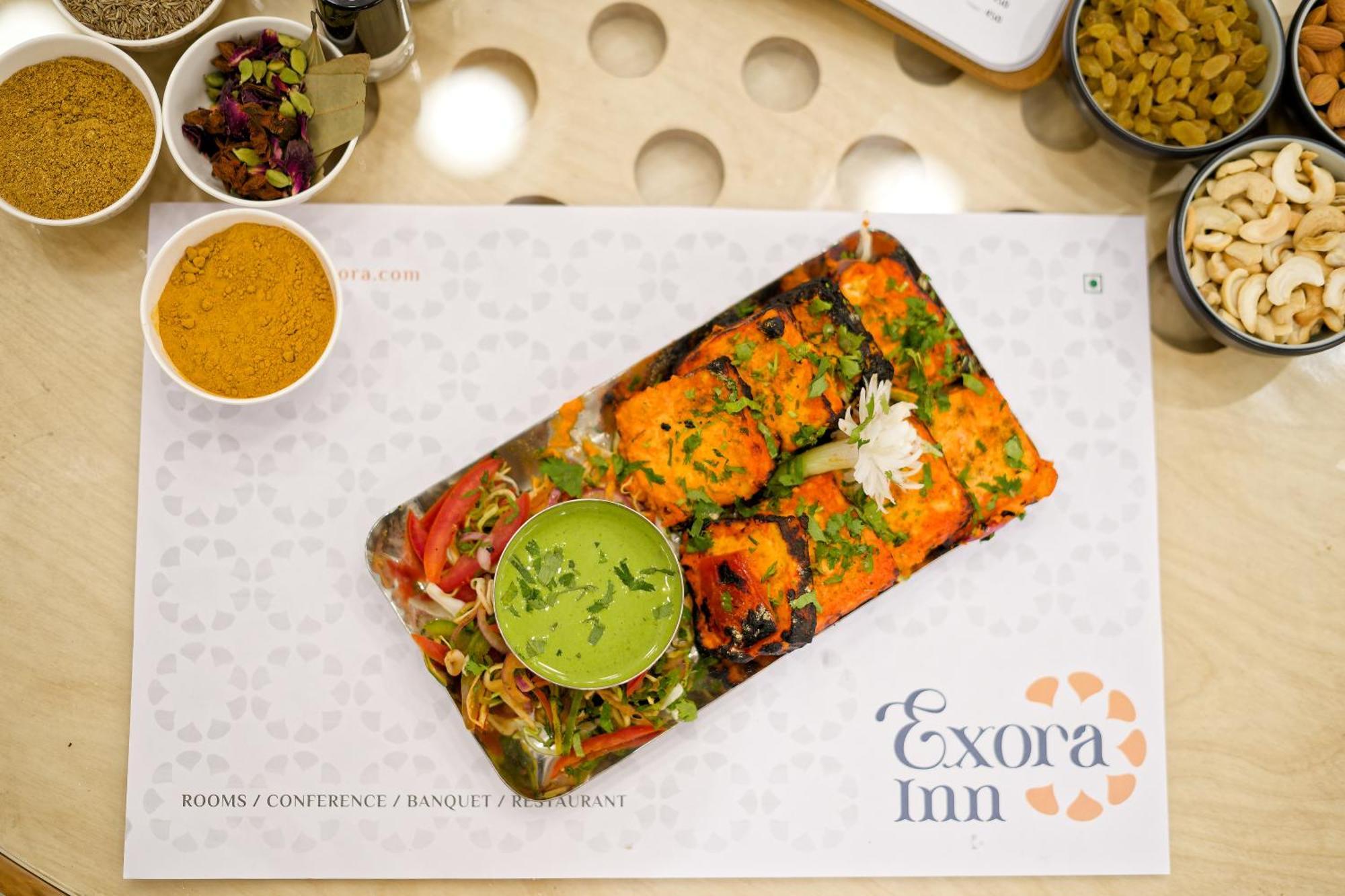 Exora Inn Αχμπανταμπάντ Εξωτερικό φωτογραφία